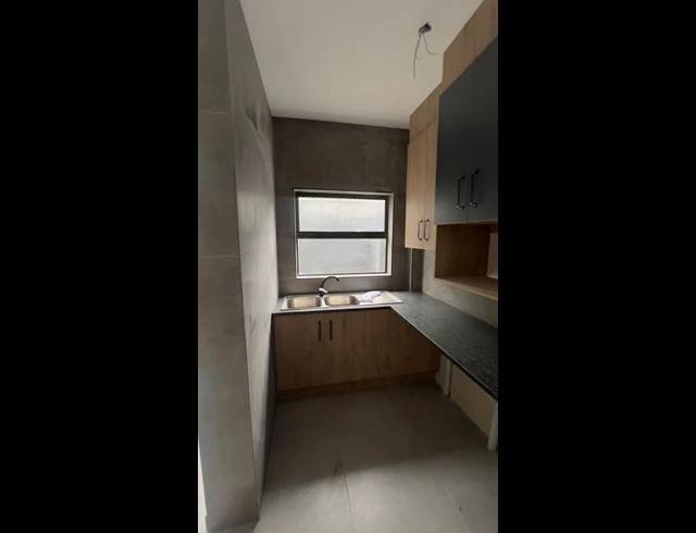 3 BEDROOM APARTMENT FOR SALE IN RUSTENBURG CENTRAL